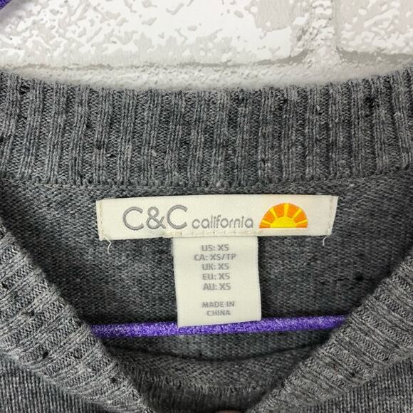 C&C California Gray Wool Blend Long Sleeve Hi Lo Hem Side Button Sweater Size XS - Picture 7 of 8